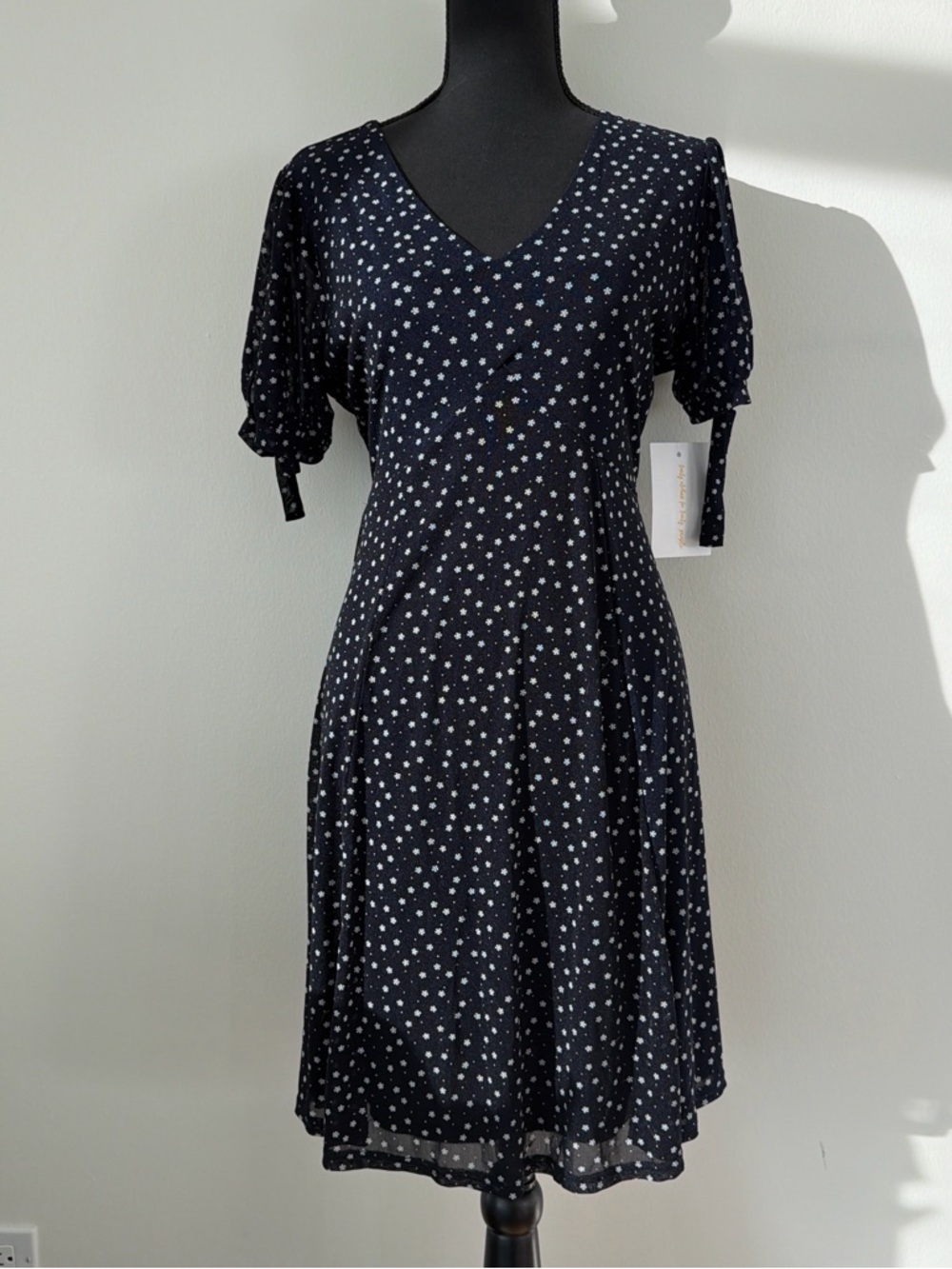 Women's Blue Star-Print V-Neck Midi Dress